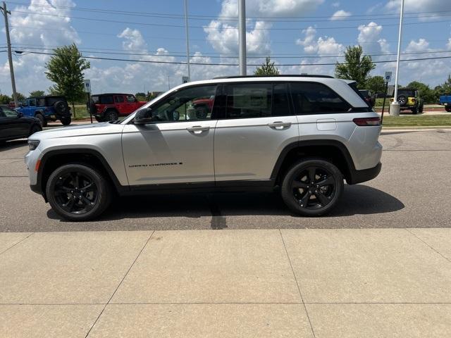 new 2024 Jeep Grand Cherokee car, priced at $44,539