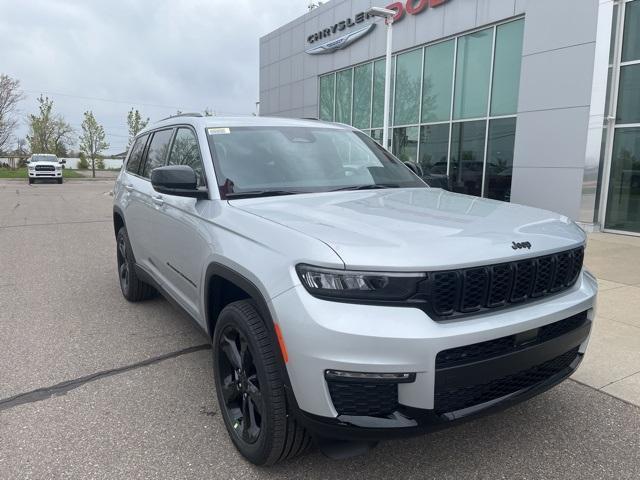 new 2024 Jeep Grand Cherokee L car, priced at $52,043