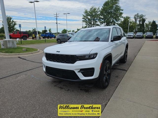 new 2024 Jeep Grand Cherokee car, priced at $43,143