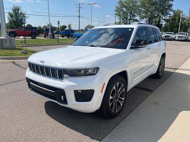 used 2022 Jeep Grand Cherokee car, priced at $39,900