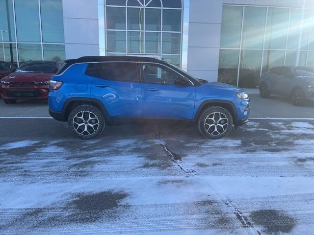 new 2025 Jeep Compass car