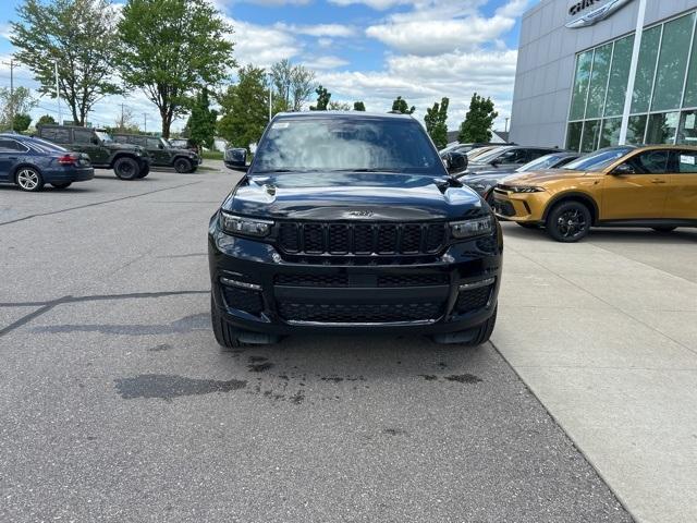 new 2024 Jeep Grand Cherokee L car, priced at $52,043