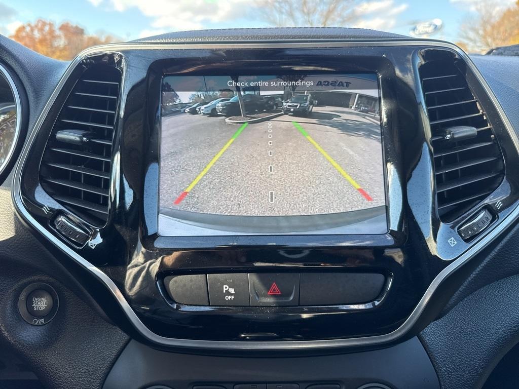 used 2019 Jeep Cherokee car, priced at $15,900