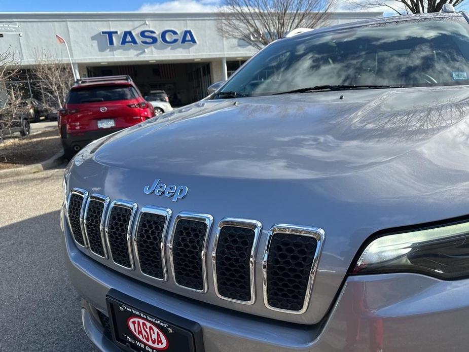 used 2019 Jeep Cherokee car, priced at $17,295