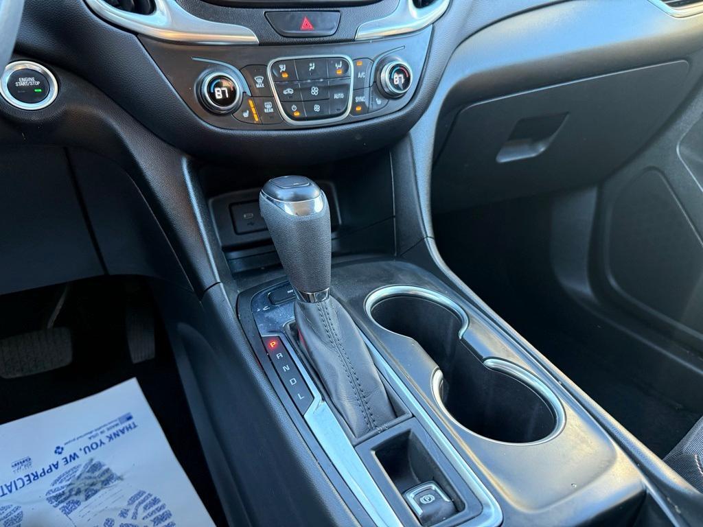 used 2021 Chevrolet Equinox car, priced at $17,400