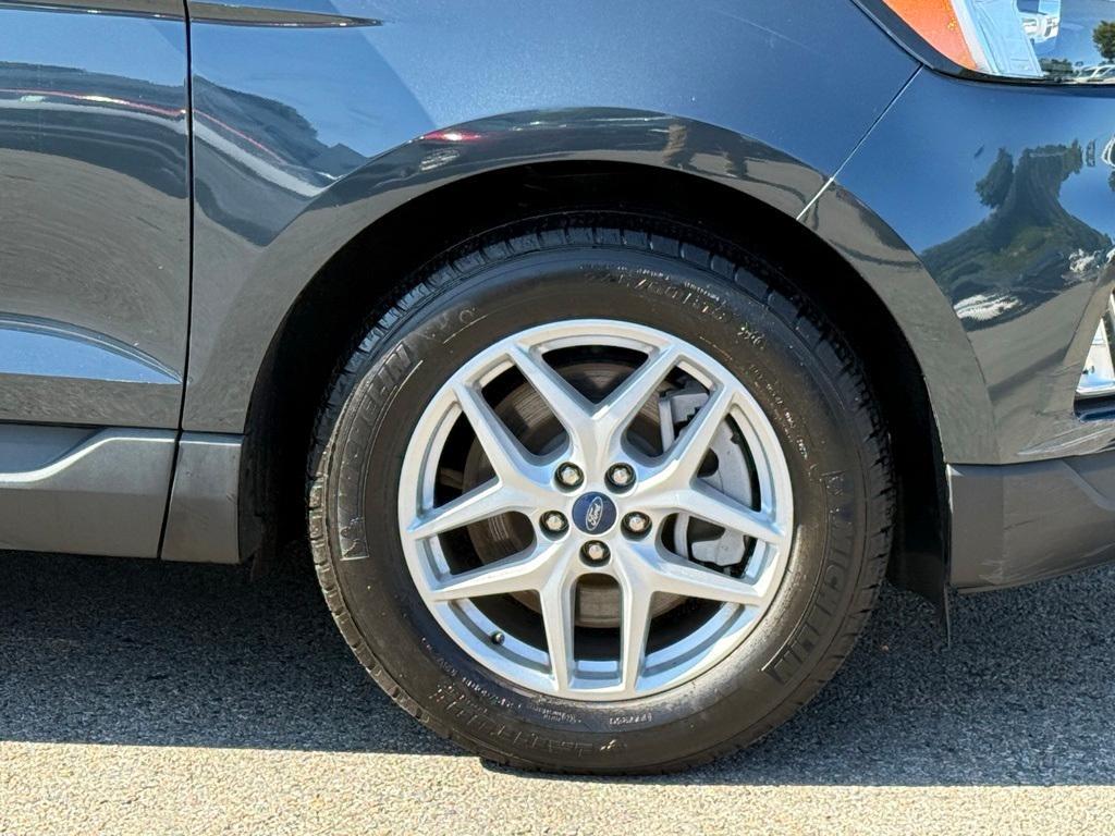 used 2022 Ford Edge car, priced at $27,600