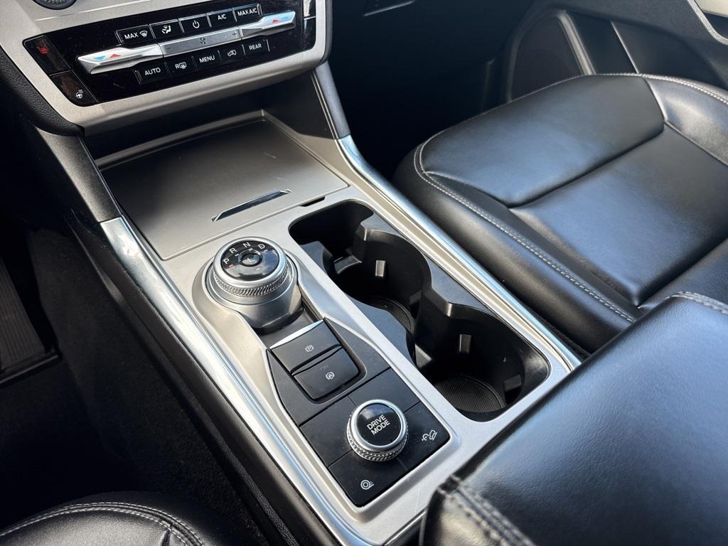 used 2022 Ford Explorer car, priced at $29,900