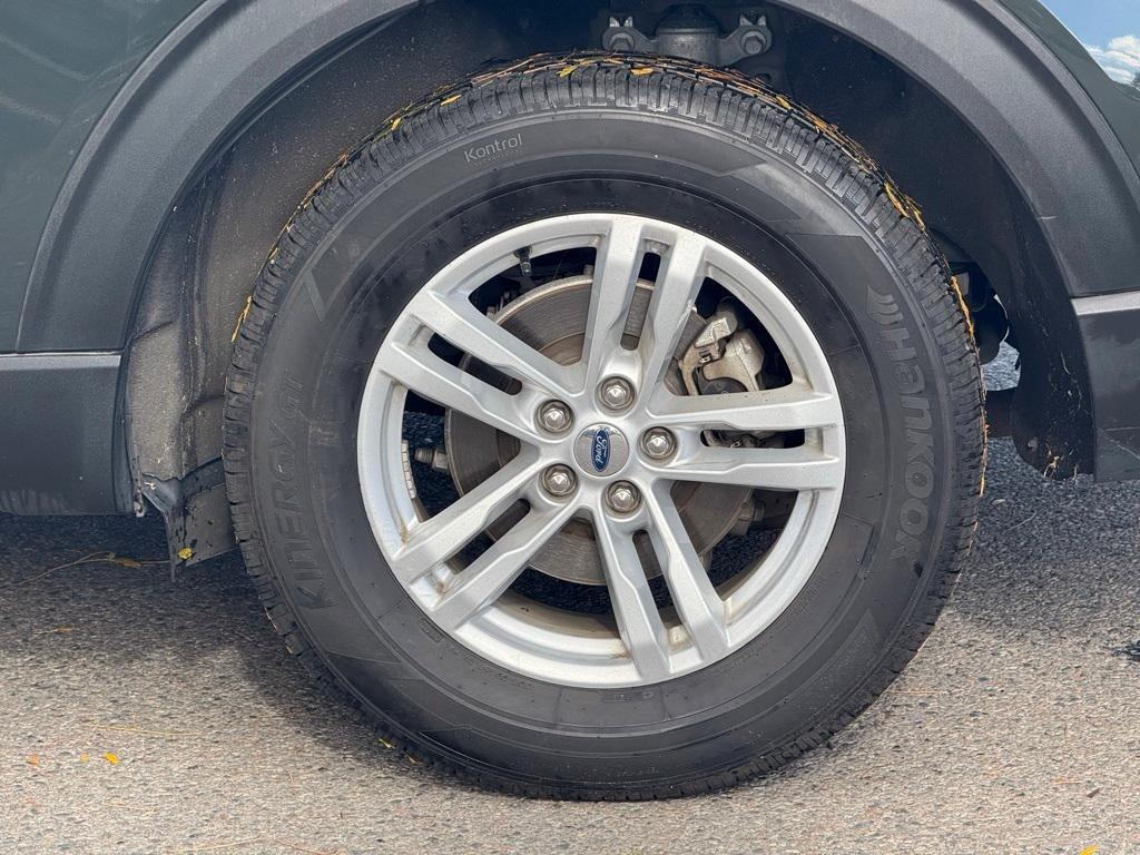 used 2022 Ford Explorer car, priced at $29,900