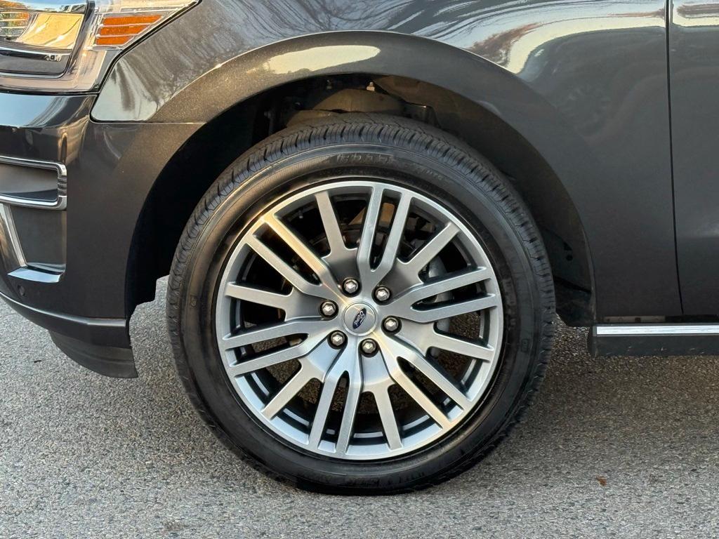 used 2023 Ford Expedition car, priced at $57,000