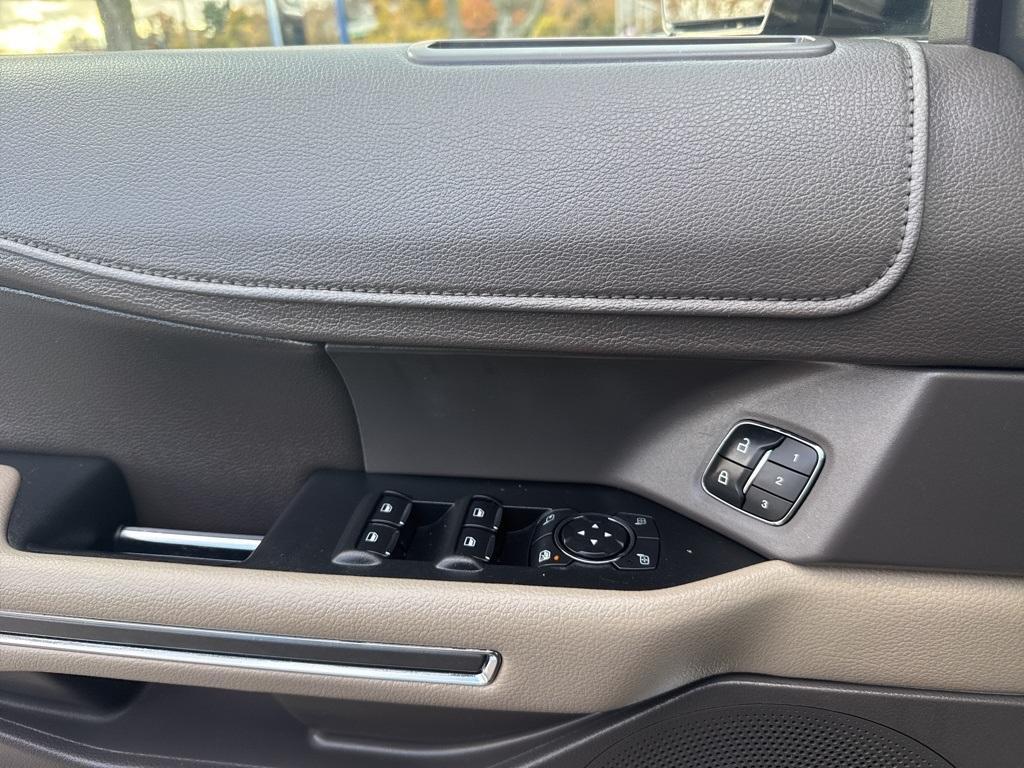 used 2019 Ford Expedition car, priced at $26,500