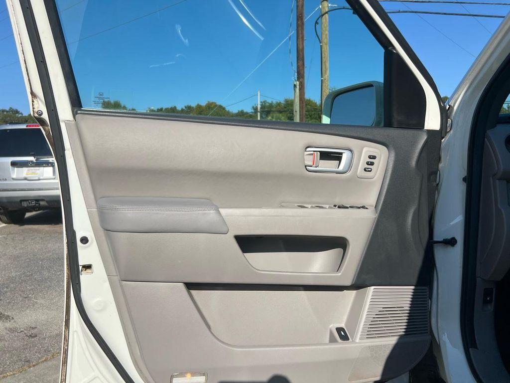 used 2013 Honda Pilot car, priced at $6,500