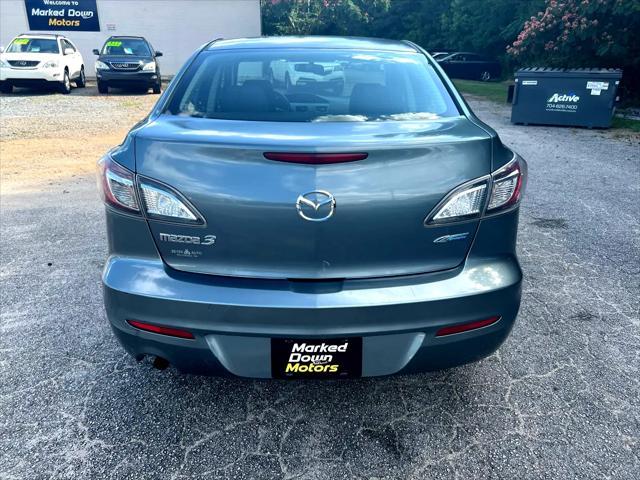 used 2013 Mazda Mazda3 car, priced at $4,500