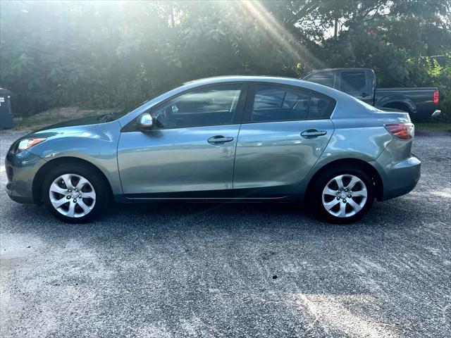 used 2013 Mazda Mazda3 car, priced at $4,500