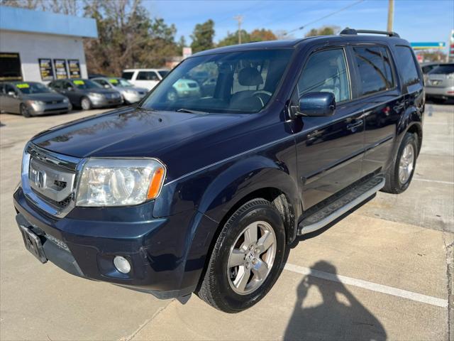 used 2011 Honda Pilot car, priced at $7,500