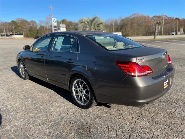 used 2006 Toyota Avalon car, priced at $3,900