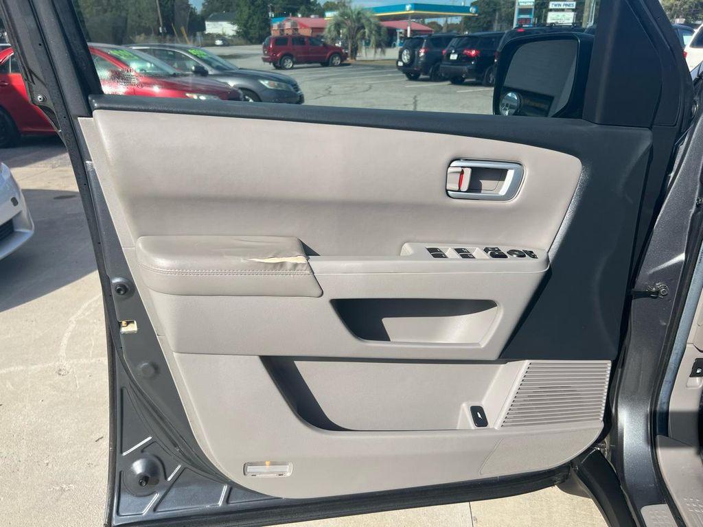 used 2012 Honda Pilot car, priced at $6,900