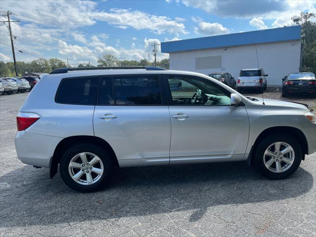 used 2008 Toyota Highlander car, priced at $4,500