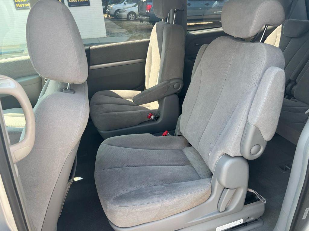 used 2007 Hyundai Entourage car, priced at $2,500