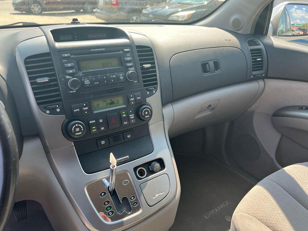 used 2007 Hyundai Entourage car, priced at $2,500