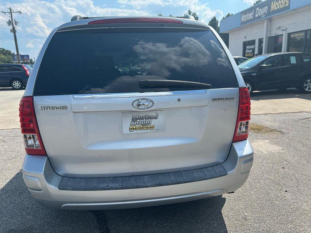 used 2007 Hyundai Entourage car, priced at $2,500