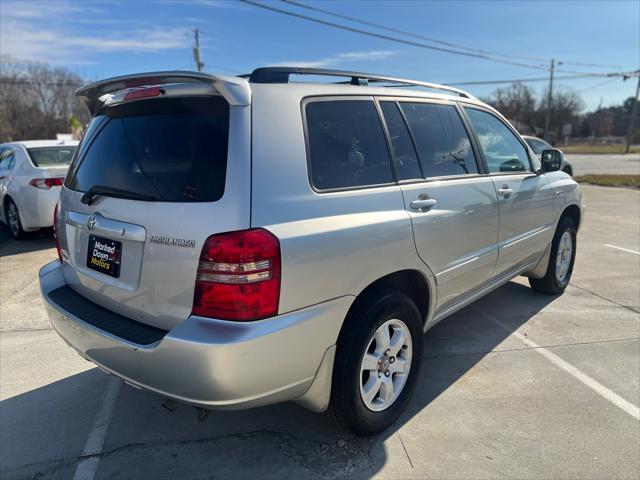 used 2001 Toyota Highlander car, priced at $4,500