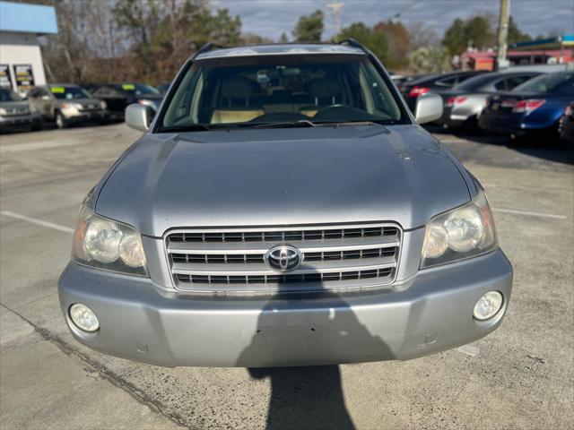 used 2001 Toyota Highlander car, priced at $4,500