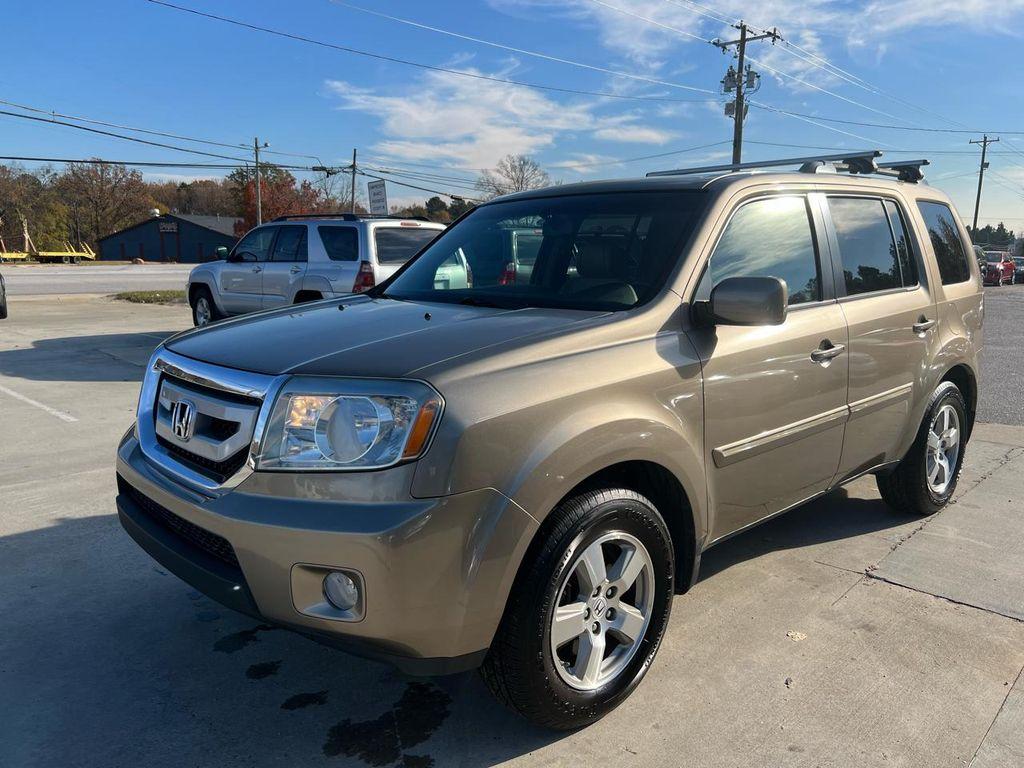 used 2011 Honda Pilot car, priced at $5,200