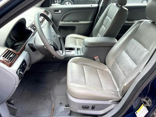 used 2005 Ford Five Hundred car, priced at $3,500