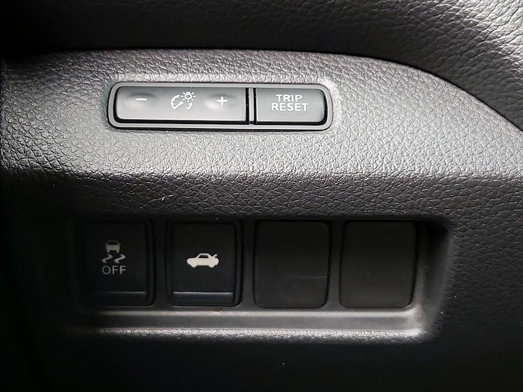 used 2013 Nissan Altima car, priced at $10,599