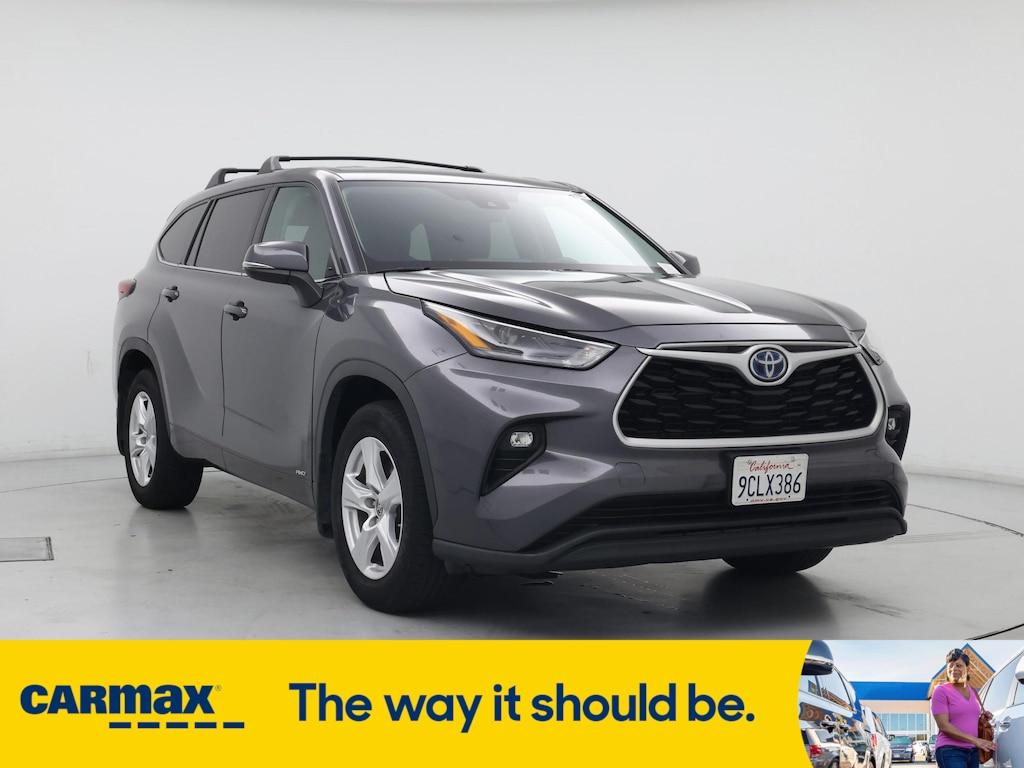 used 2022 Toyota Highlander Hybrid car, priced at $35,998