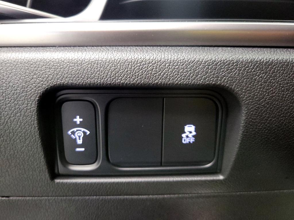 used 2024 Kia Sorento car, priced at $32,998