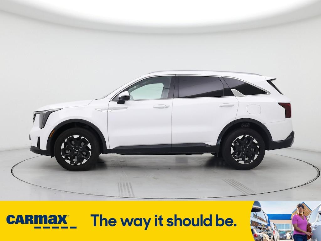 used 2024 Kia Sorento car, priced at $32,998