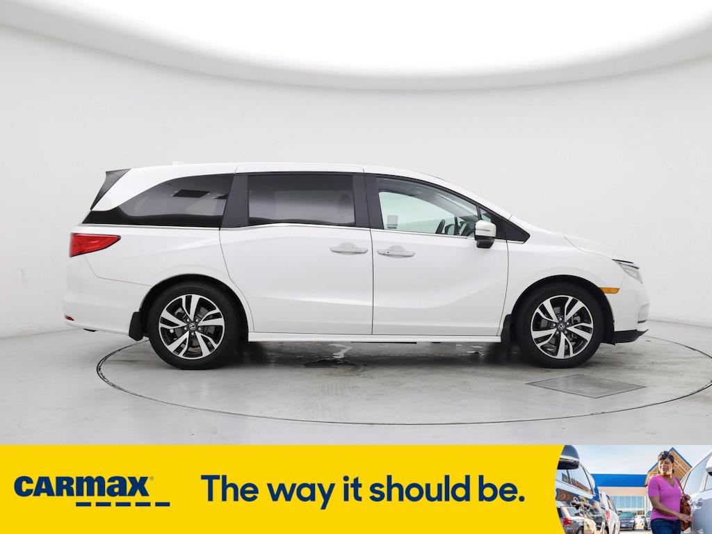 used 2024 Honda Odyssey car, priced at $42,998
