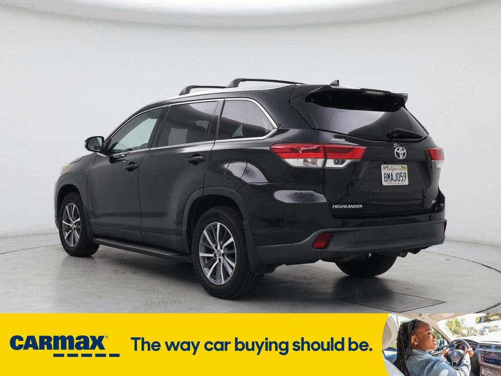 used 2019 Toyota Highlander car, priced at $29,998