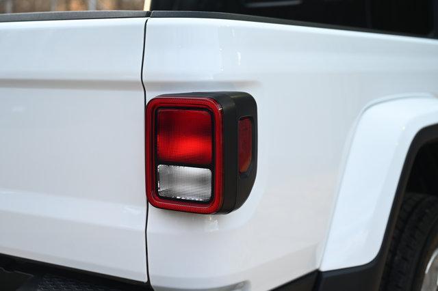 used 2023 Jeep Gladiator car, priced at $25,887