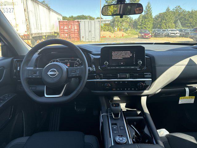 new 2025 Nissan Pathfinder car, priced at $43,775