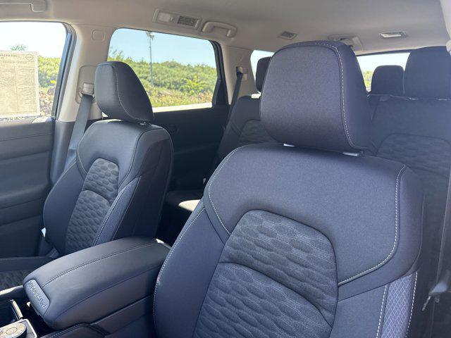 new 2025 Nissan Pathfinder car, priced at $43,775