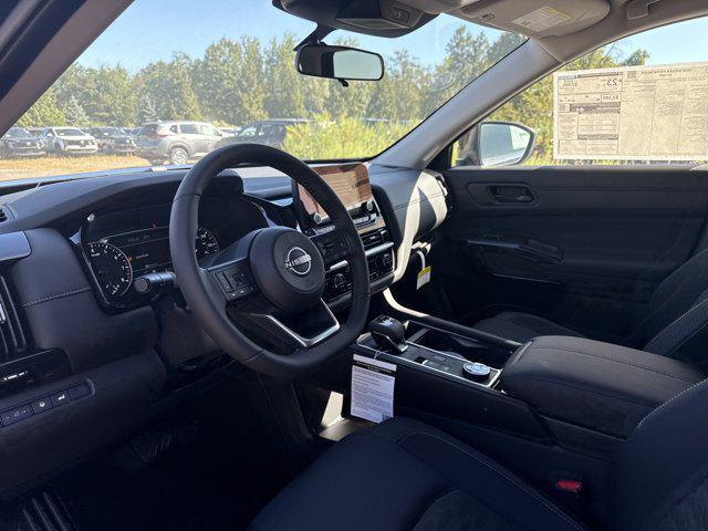 new 2025 Nissan Pathfinder car, priced at $43,775