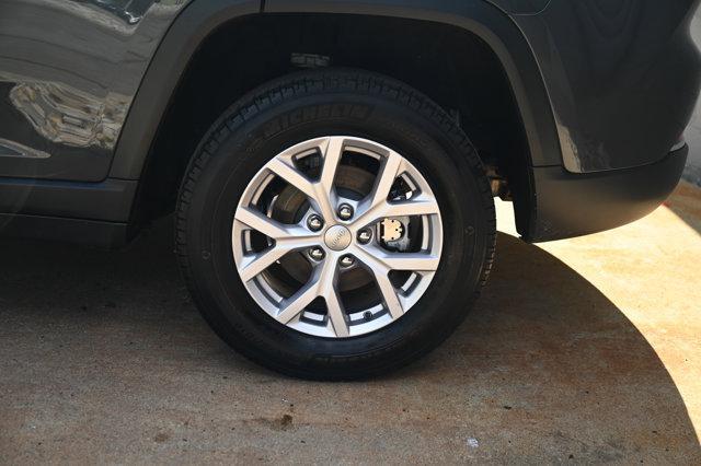 used 2022 Jeep Grand Cherokee car, priced at $24,500