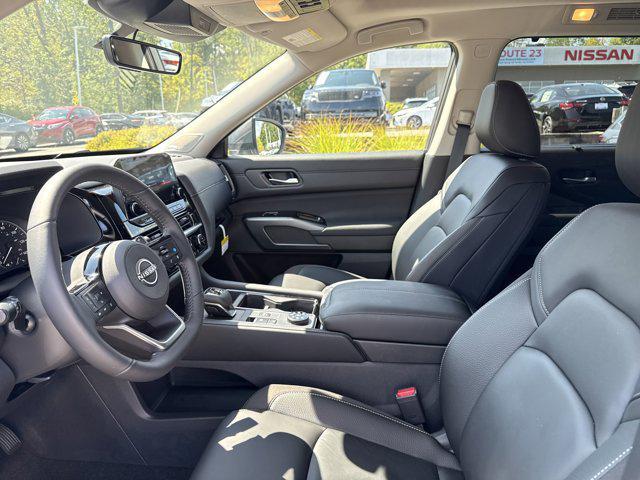 new 2025 Nissan Pathfinder car, priced at $47,608