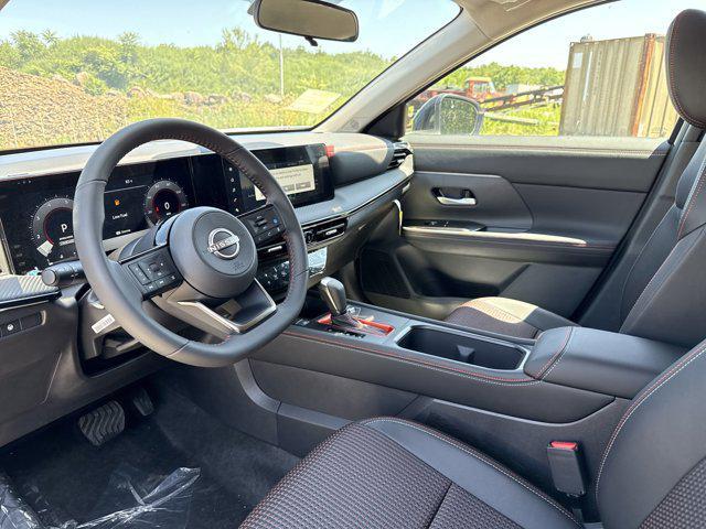 new 2025 Nissan Kicks car, priced at $29,305