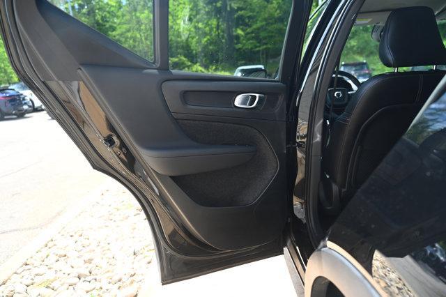 used 2022 Volvo XC40 car, priced at $19,377