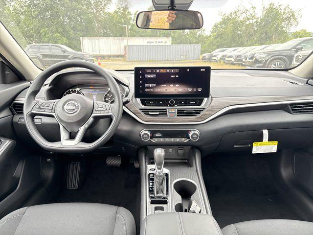 new 2025 Nissan Altima car, priced at $30,093