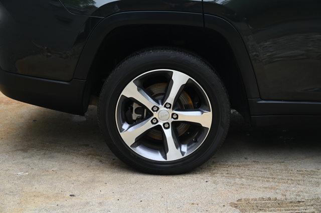 used 2023 Jeep Grand Cherokee L car, priced at $26,099