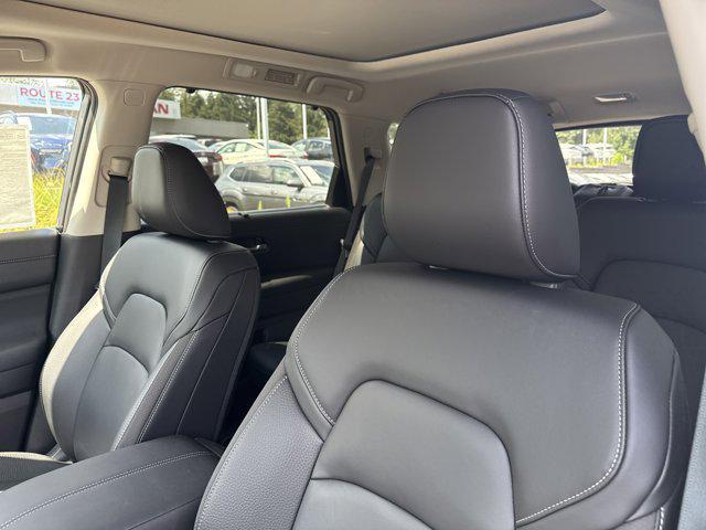 new 2025 Nissan Pathfinder car, priced at $46,919