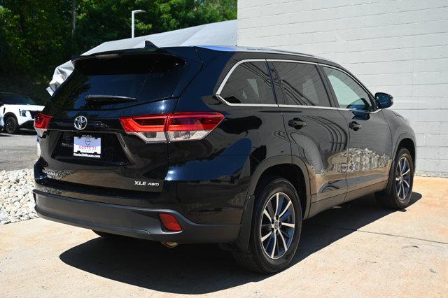 used 2019 Toyota Highlander car, priced at $23,900