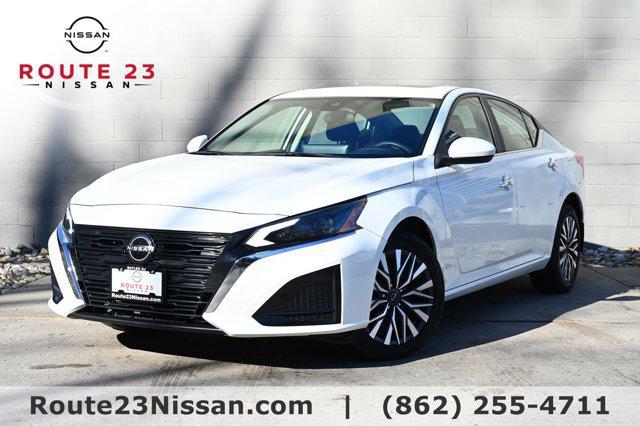 used 2023 Nissan Altima car, priced at $21,457