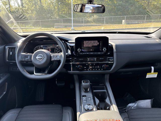 new 2025 Nissan Pathfinder car
