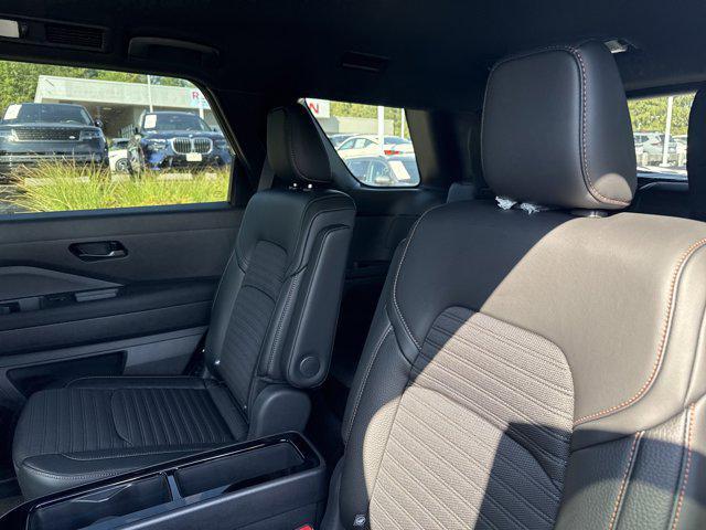 new 2025 Nissan Pathfinder car