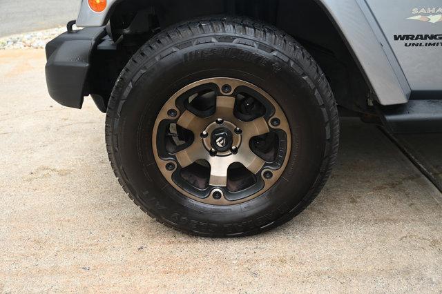 used 2013 Jeep Wrangler Unlimited car, priced at $11,498
